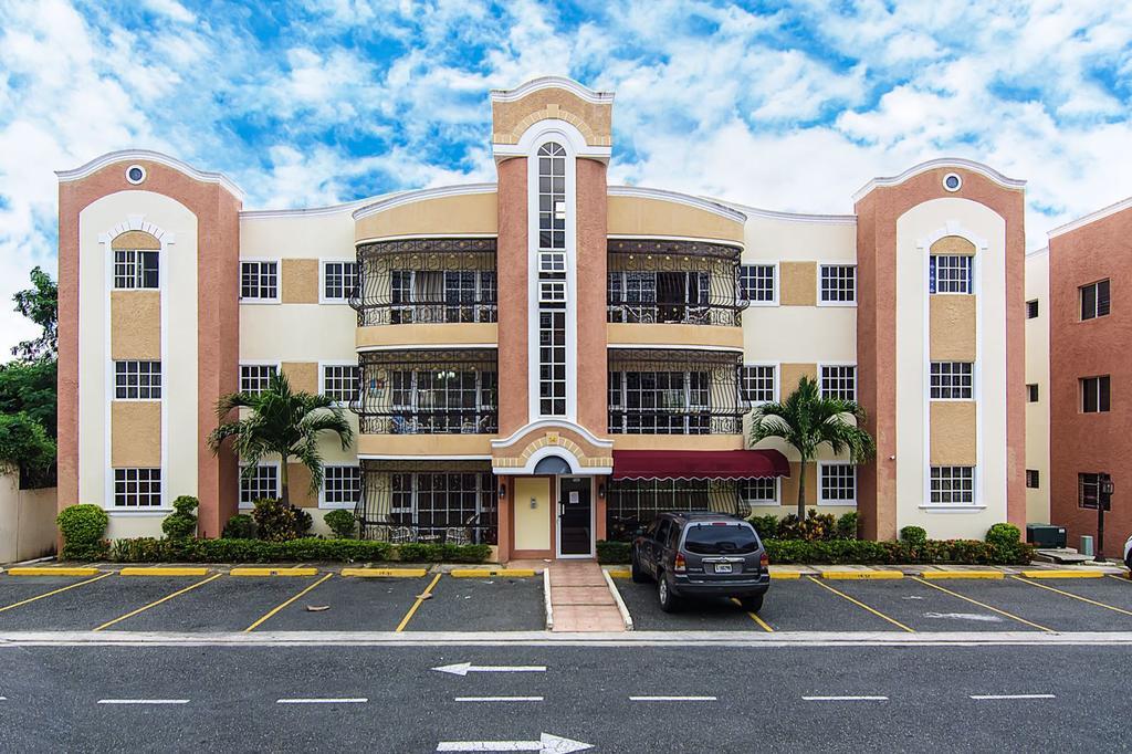 Blanco Vacation Properties Apartment Santiago De Los Caballeros Exterior photo